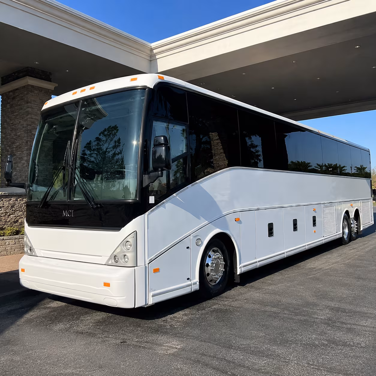 airline group shuttles and hotel transfers at orf