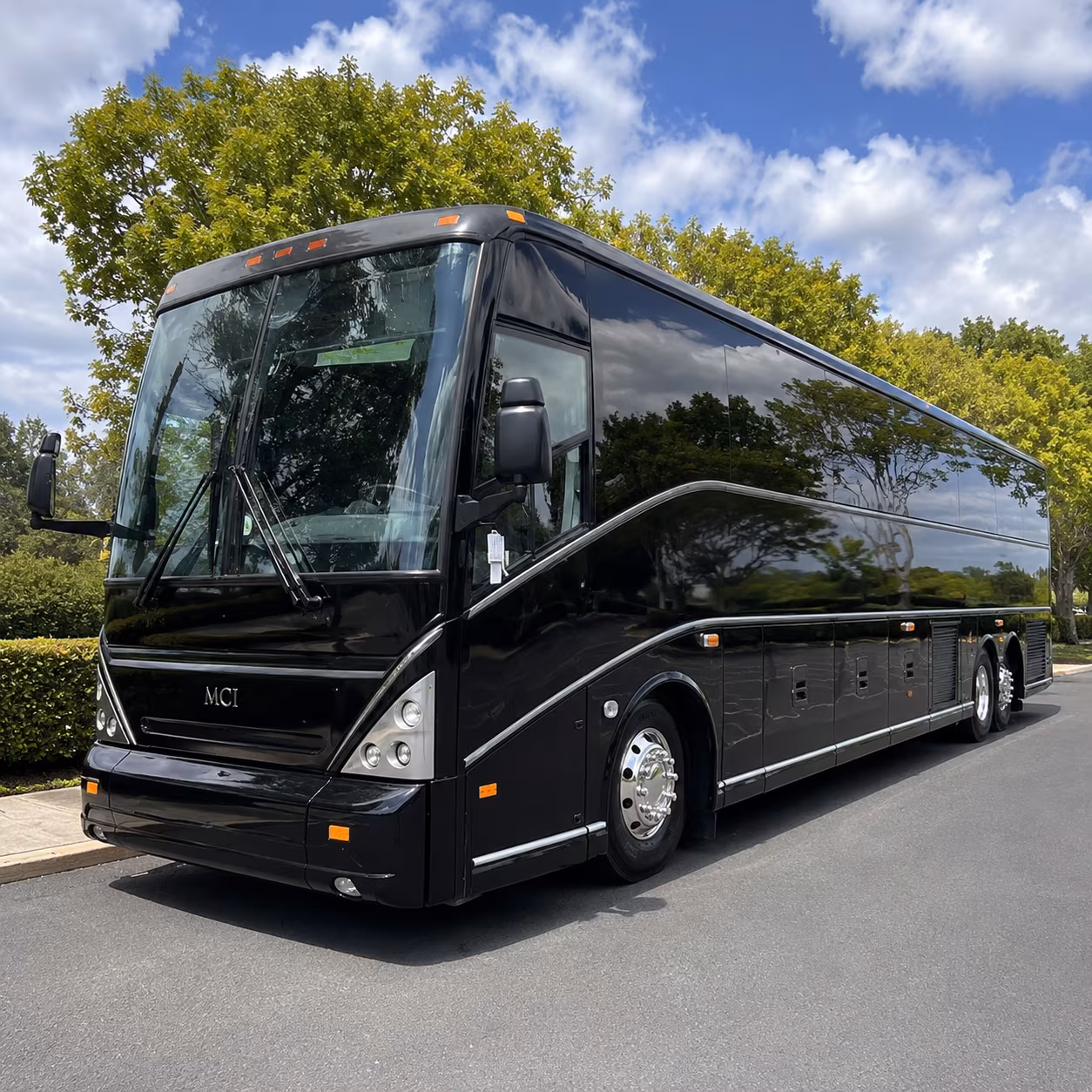 military group buses serving naval station norfolk and hampton roads bases