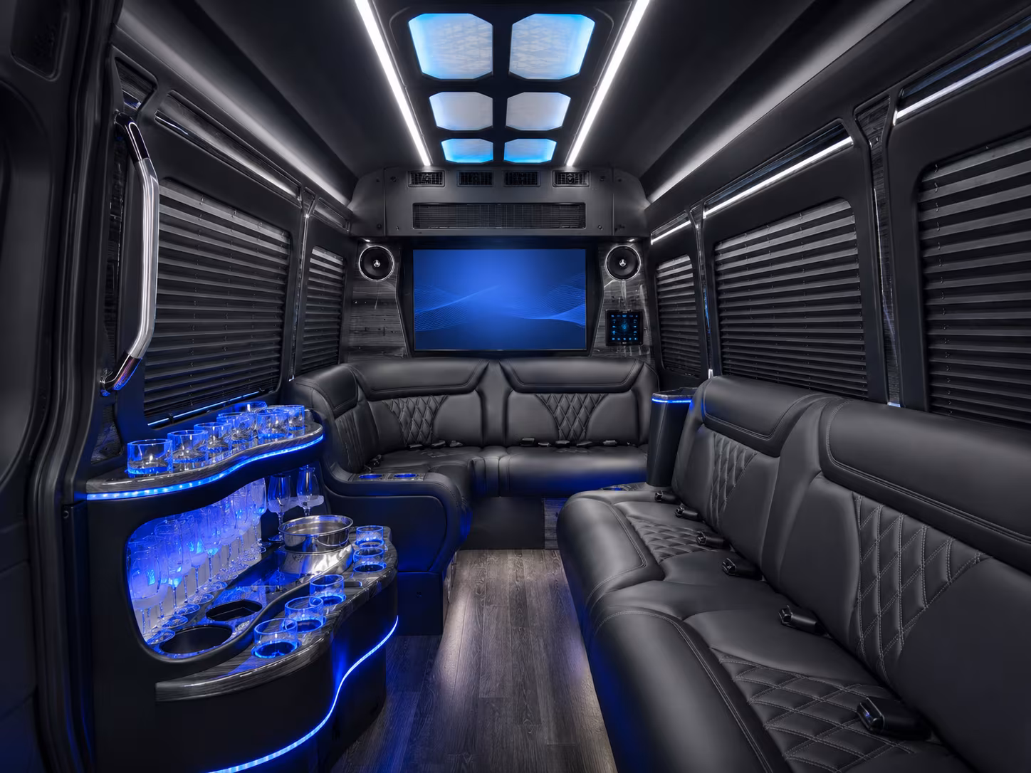 norfolk 40 passenger party bus