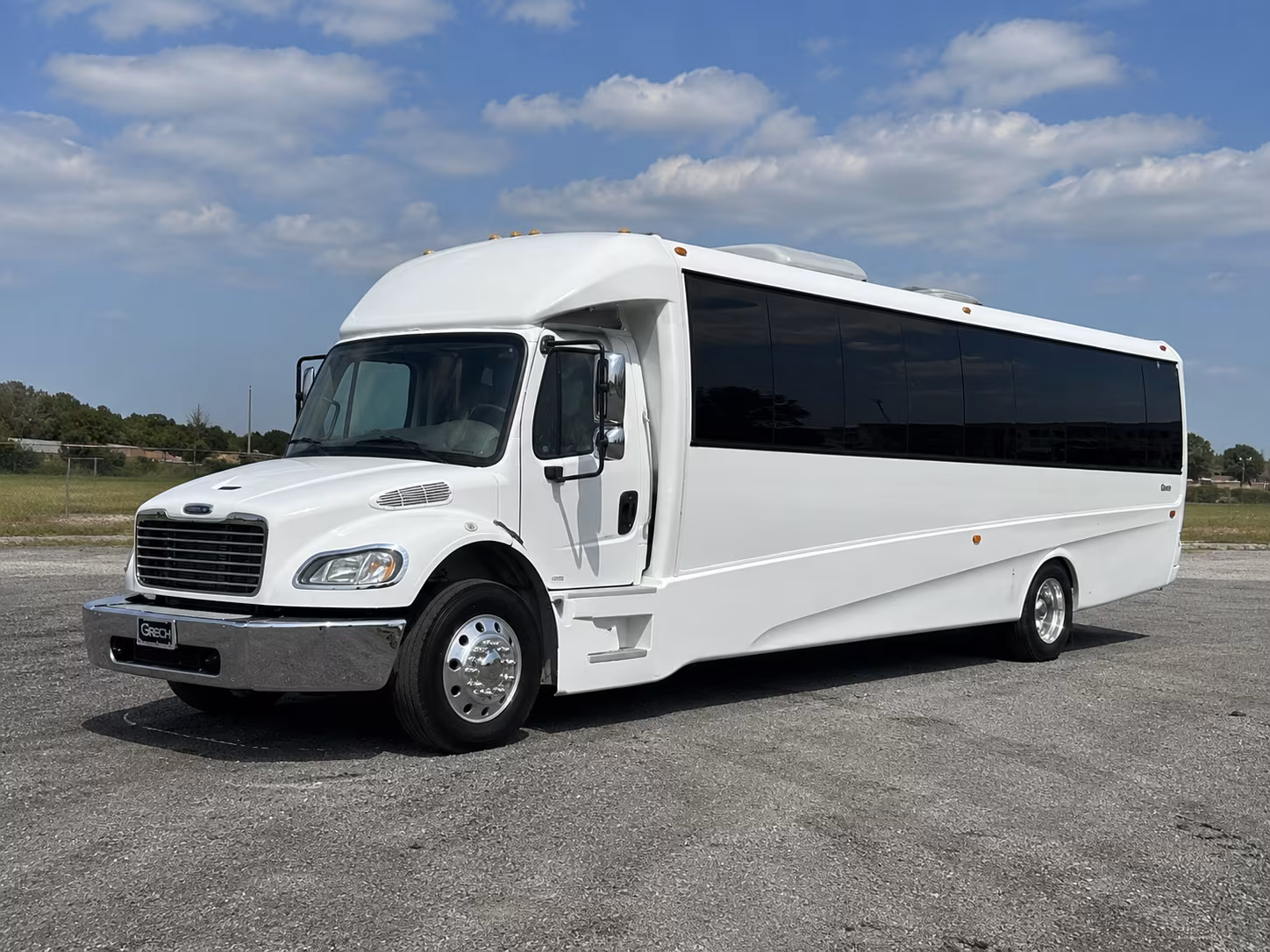 norfolk 50 passenger party bus