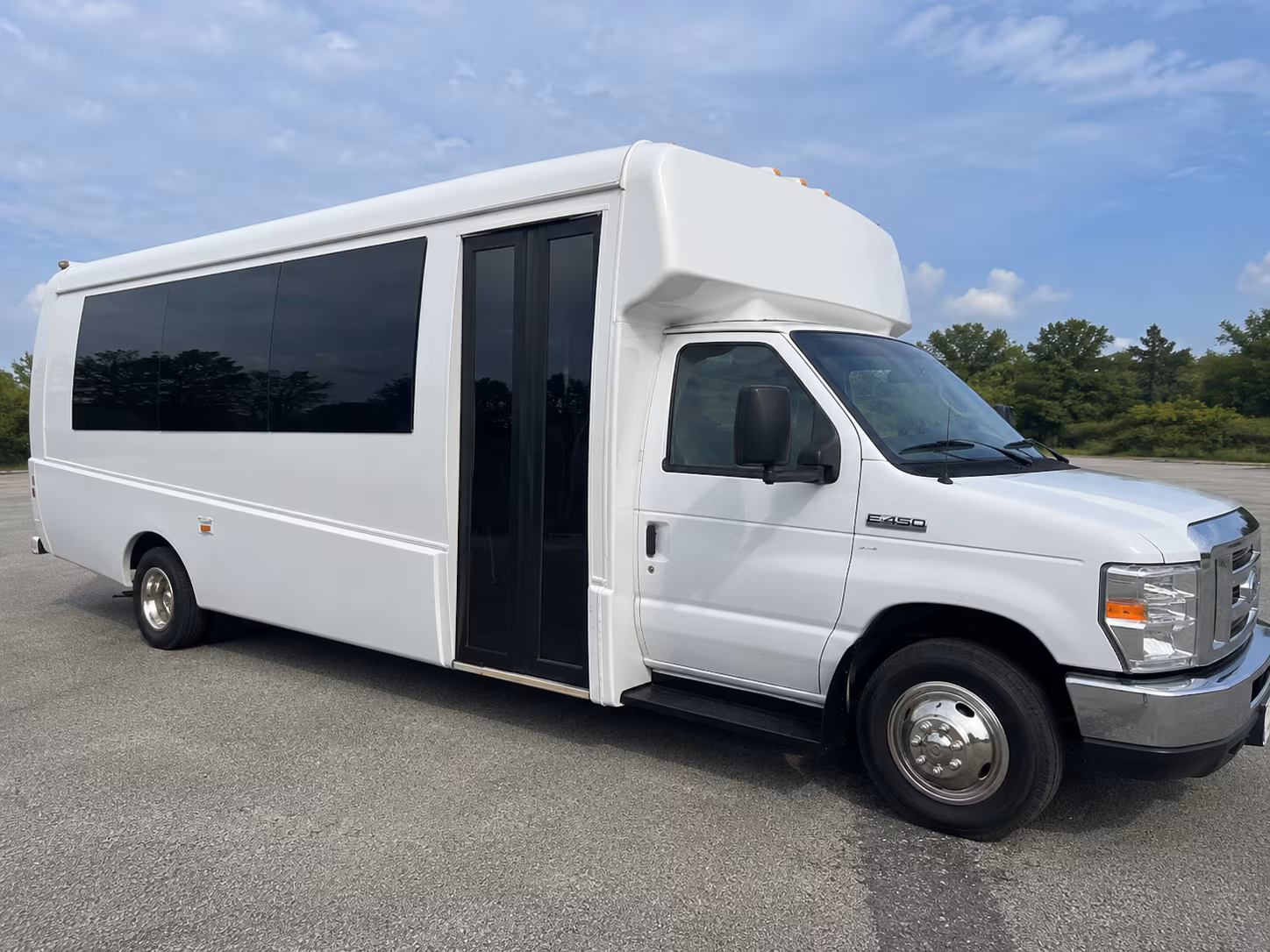 norfolk party bus rental 2